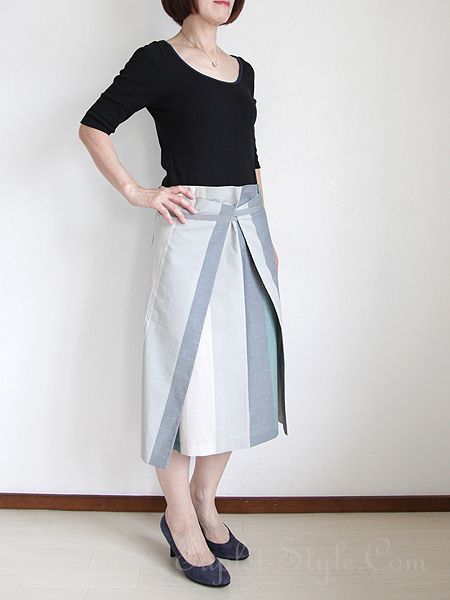 Anne Willi 21年 春夏 マルチボーダーコットンの折りたたみラップ風スカート Anne Willi 21年 春夏 マルチボーダーコットンの折りたたみラップ風スカート