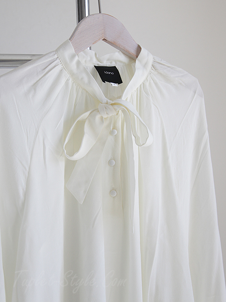 セール品 フランス とろみのあるボウタイブラウス 白 サイズ展開あり